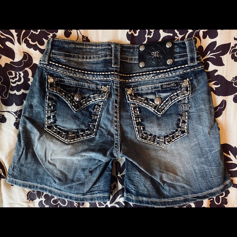 Miss Me mid-rise shorts, size 27